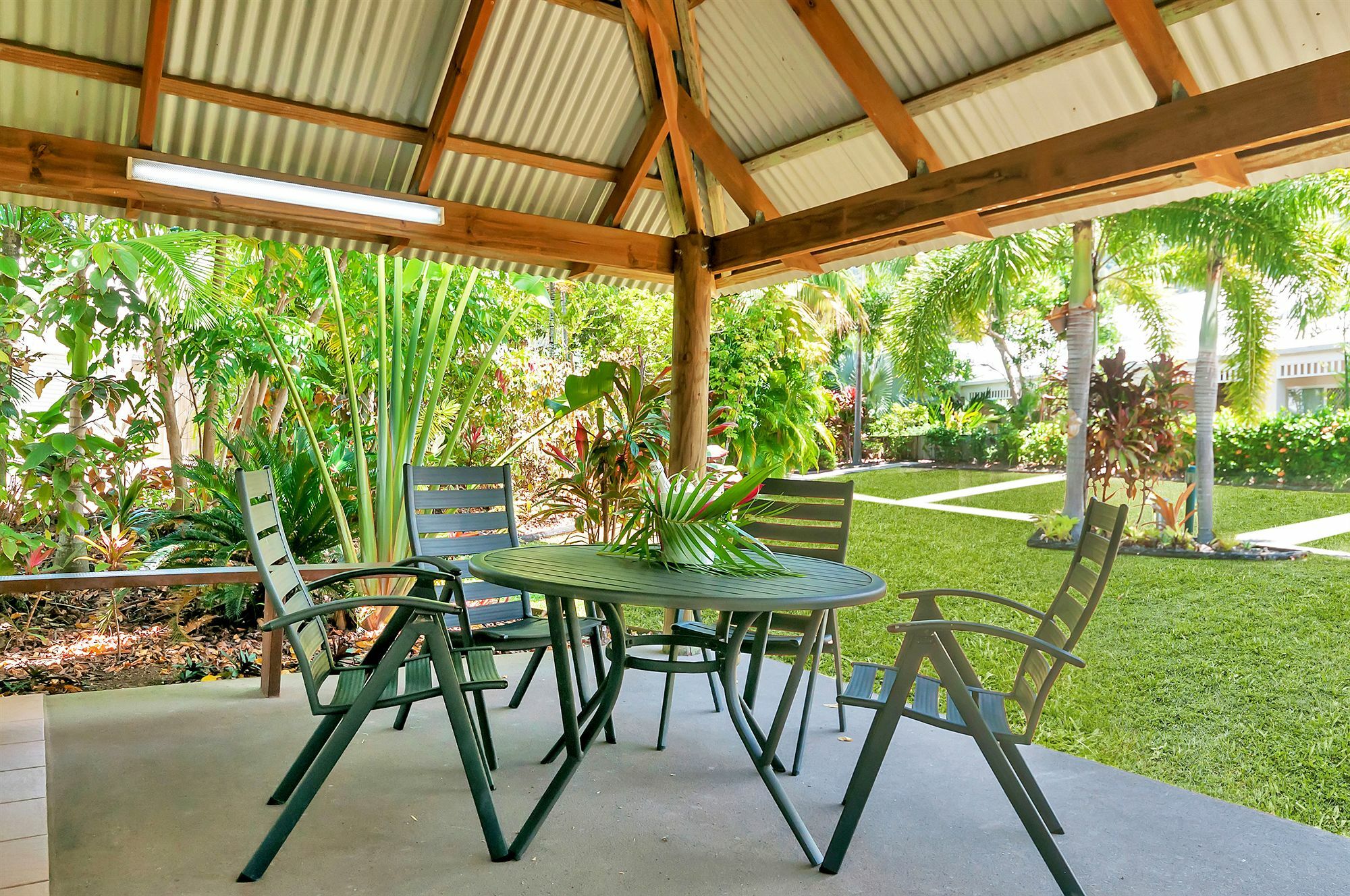 The Villas Palm Cove Esterno foto